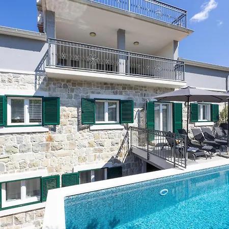 Lovely In * Ostrvica