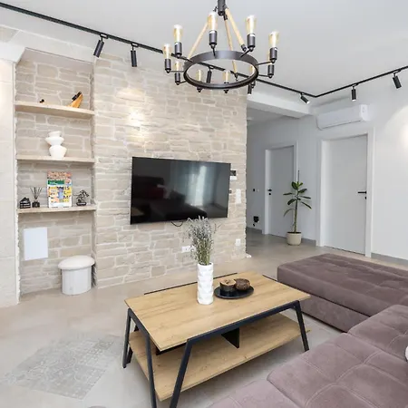 בית נופש Lovely In *